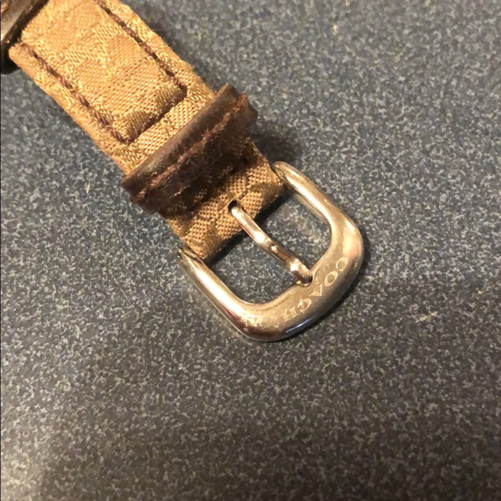 Coach Watch - Picture 4 of 7